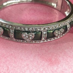 Sparkly Hearts Bangle Bracelet Clasp open
